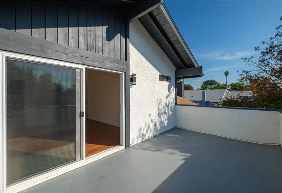 1527 Greenpoint Dr., Corona, CA 92878 - Image #3