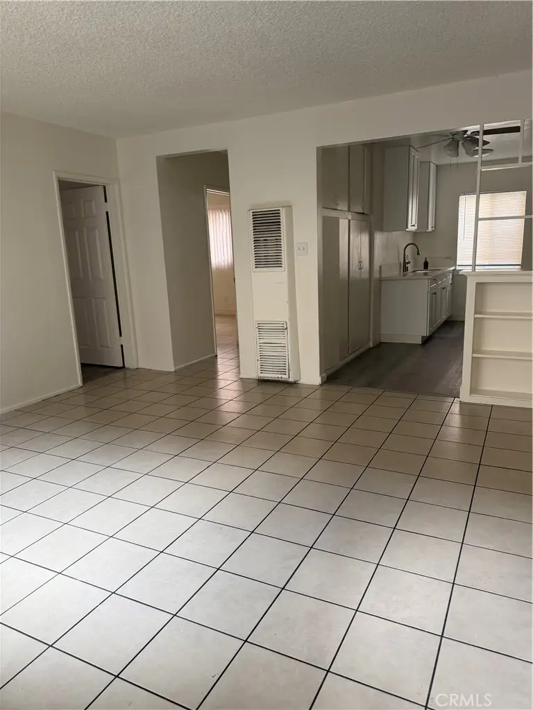 1020 Broad, Wilmington, CA 90744 - #3