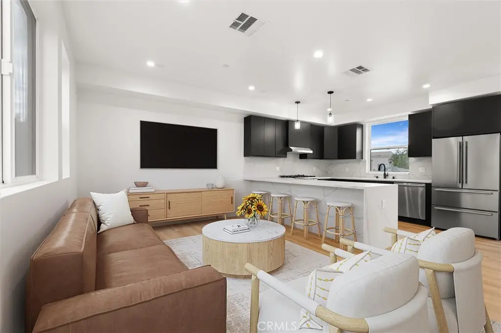11408 W Calvert Street, North Hollywood, CA 91606 - #1