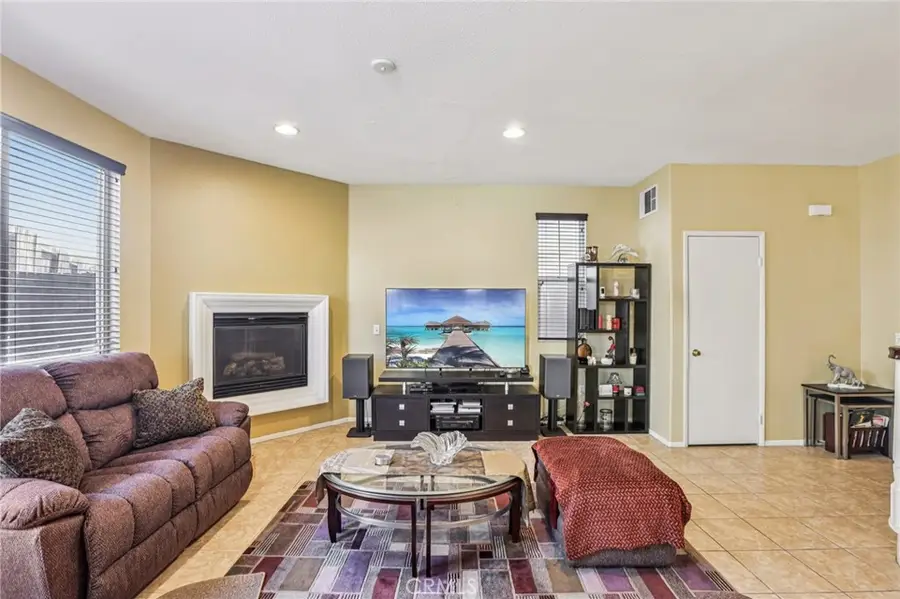 17550 Buttonwood Lane, Carson, CA 90746 - #3