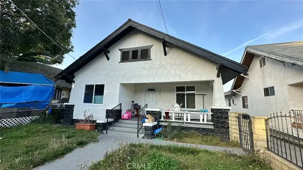 723 58th, Los Angeles, CA 90037