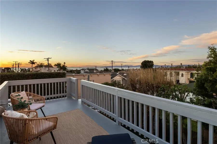 1133 8th Street, Hermosa Beach, CA 90254 - Image #3
