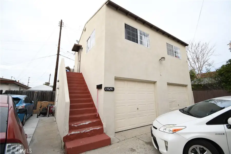 13525 Kornblum Avenue, Hawthorne, CA 90250 - Image #3