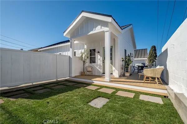 228 B Arena Street #B, El Segundo, CA 90245