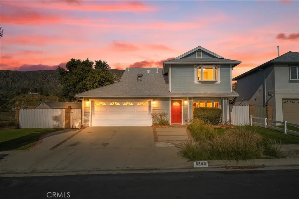 8545 Tujunga Valley, Sunland, CA 91040 - #1