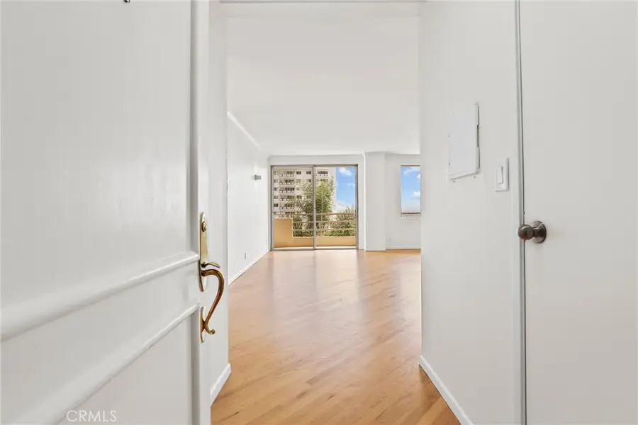 1131 Alta Loma Road #527, West Hollywood, CA 90069 - #3