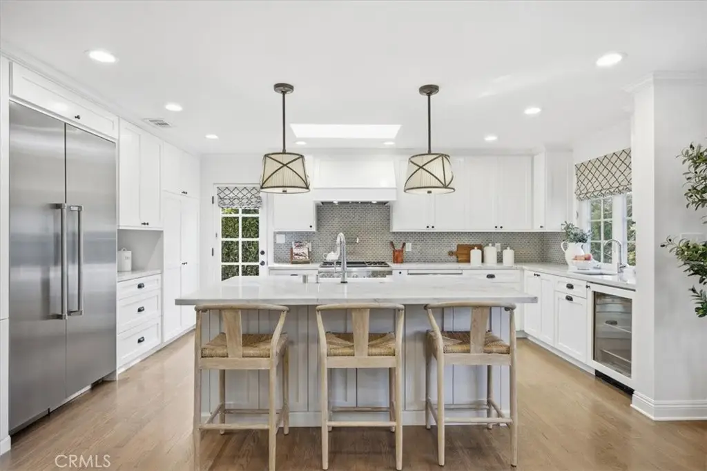 592 33rd Street, Manhattan Beach, CA 90266 - #1