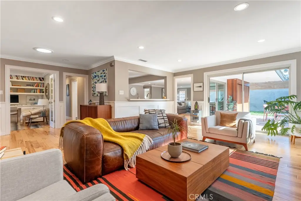 8844 Villanova Avenue, Los Angeles, CA 90045 - #1