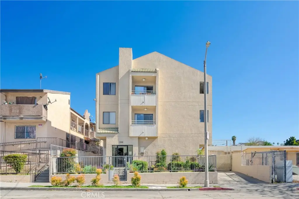 646 N Madison Avenue, Los Angeles, CA 90004 - #1