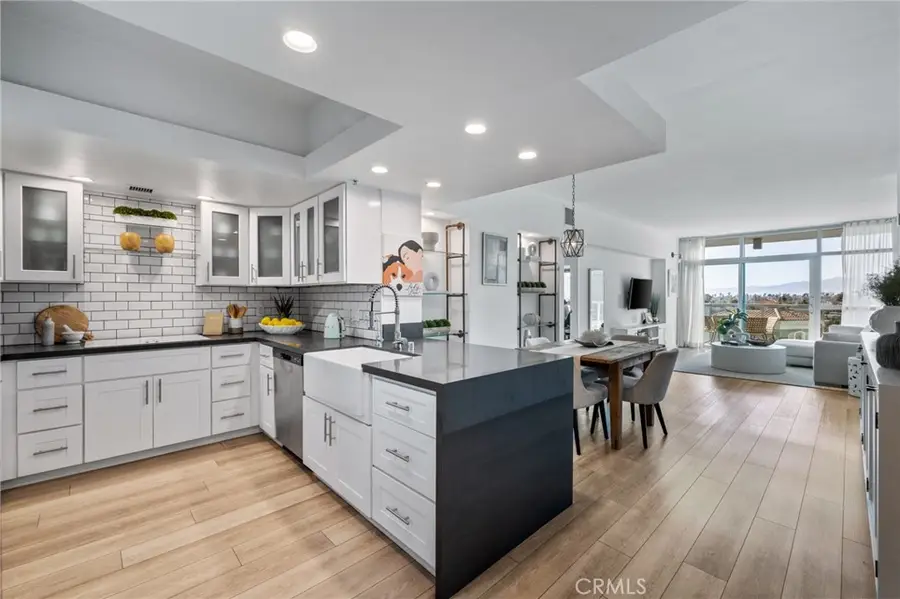 13700 Marina Pointe #611, Marina Del Rey, CA 90292 - #2