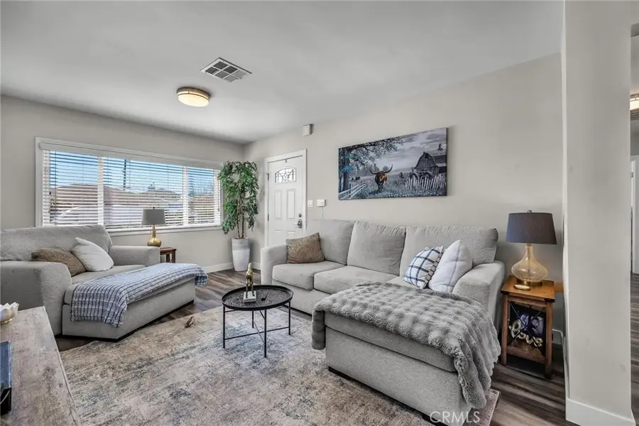 5017 W 123rd Pl, Hawthorne, CA 90250 - #3