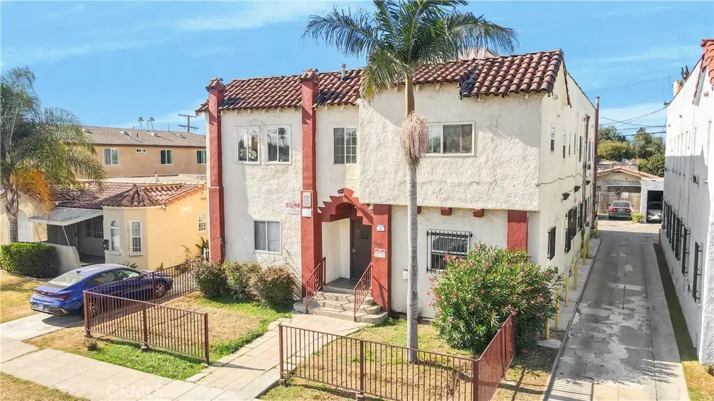 1103 W 64th, Los Angeles, CA 90044 - #1