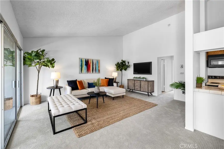 902 Camino Real #207, Redondo Beach, CA 90277 - #3