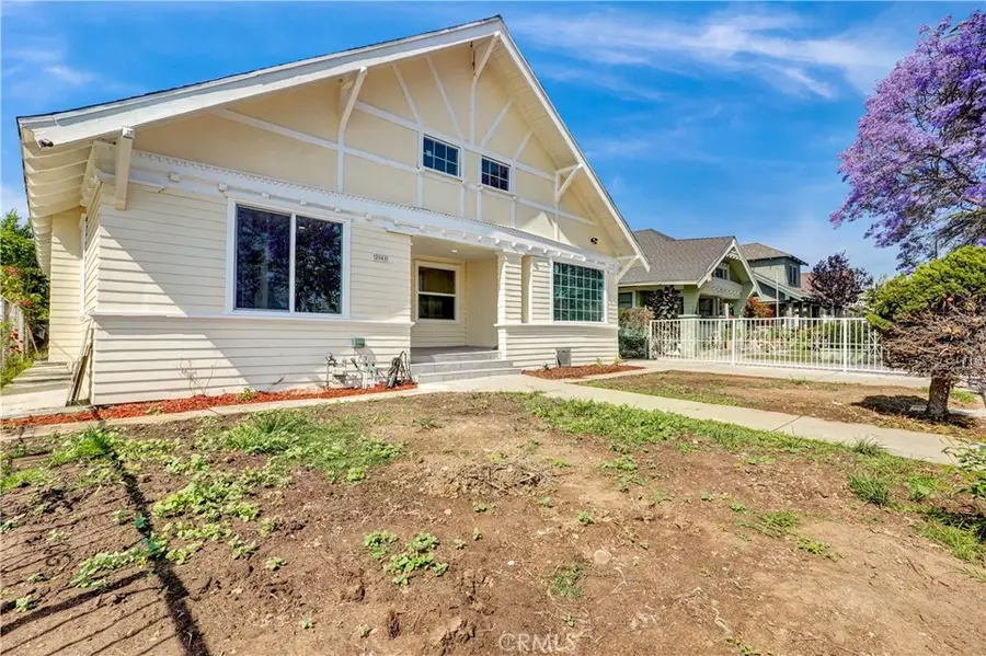 2041 W 29th, Los Angeles, CA 90018 - #2