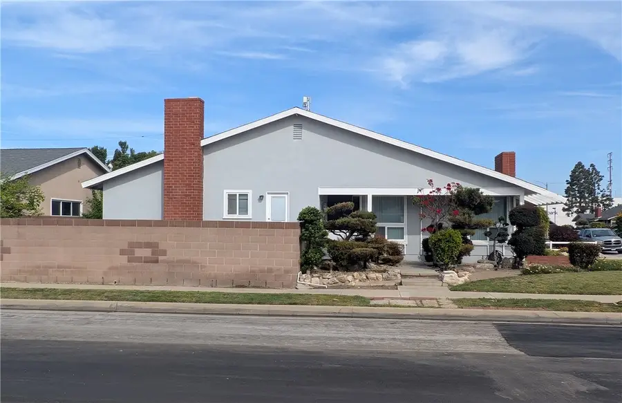 18426 Manhattan Place, Torrance, CA 90504 - #2