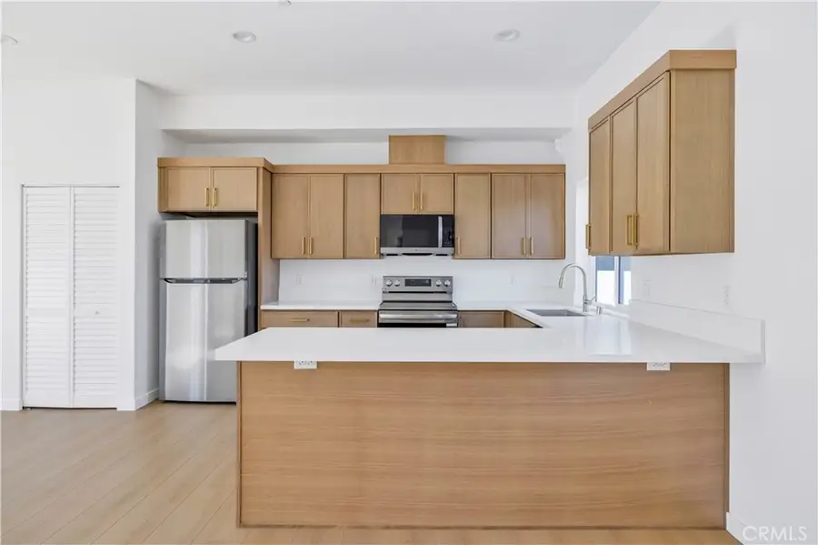 10905 Dalerose Avenue #B, Inglewood, CA 90304 - #2