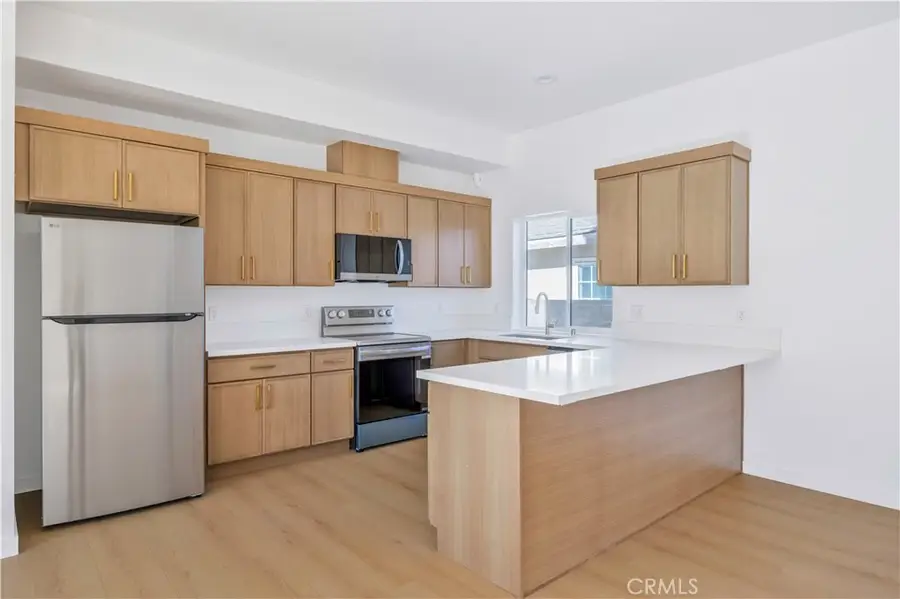 10905 Dalerose Avenue #B, Inglewood, CA 90304 - #3
