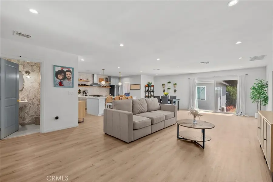 8054 Cedros, Panorama City, CA 91402 - #3