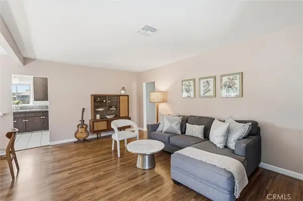 1513 W 211th Street, Torrance, CA 90501