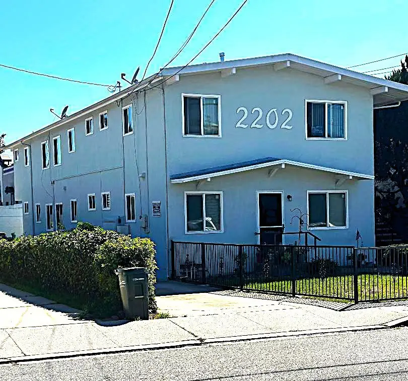 2202 Mathews, Redondo Beach, CA 90278 - #1
