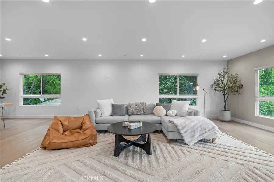 14157 Tiara Street #101, Sherman Oaks, CA 91401 - #3