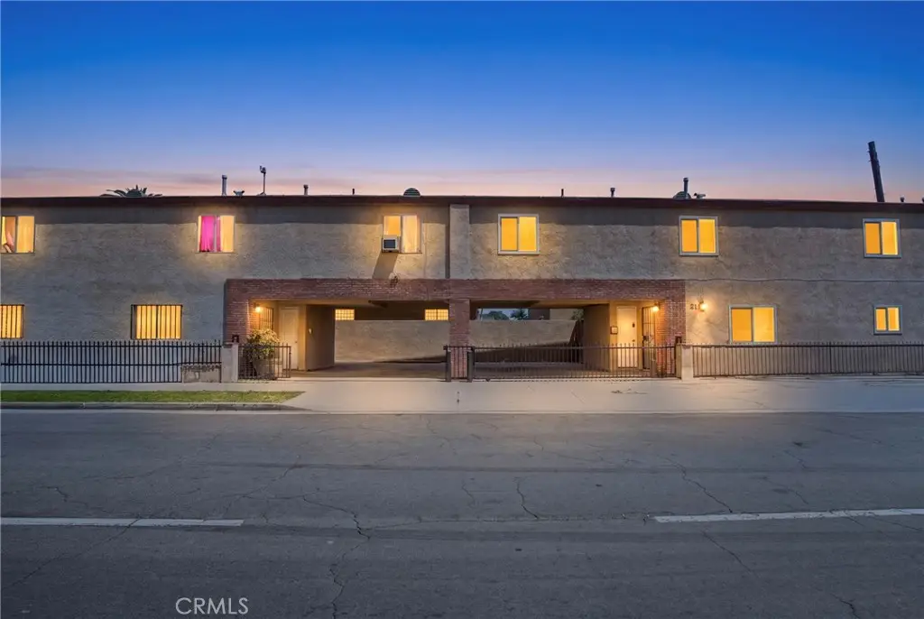 322 W 105th, Los Angeles, CA 90003 - #1