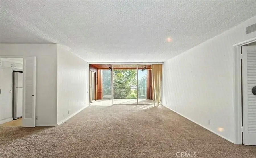 289 S Barrington Avenue #A311, Los Angeles, CA 90049 - #3