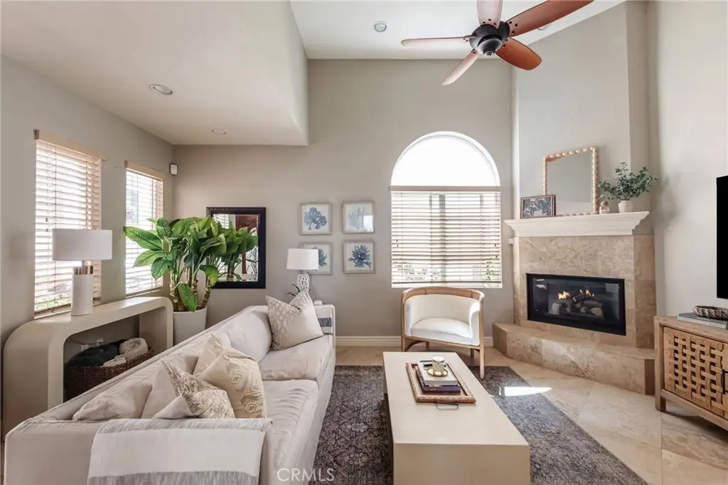 230 Ardmore Avenue, Hermosa Beach, CA 90254 - #1