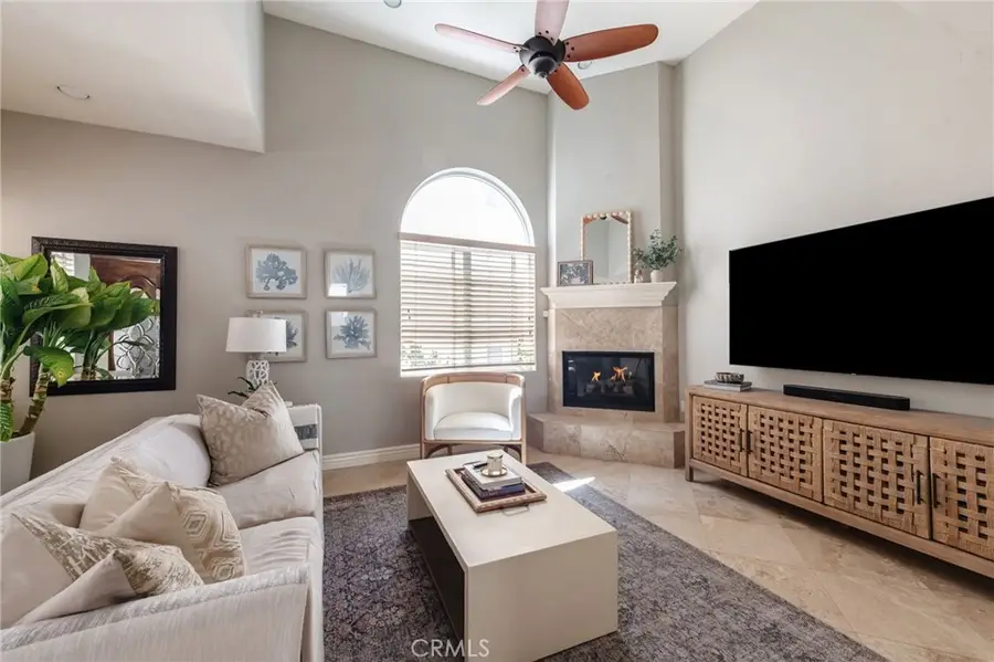 230 Ardmore Avenue, Hermosa Beach, CA 90254 - #2