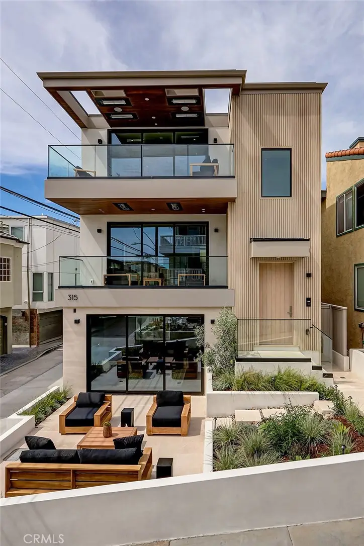 315 25th, Manhattan Beach, CA 90266 - #1