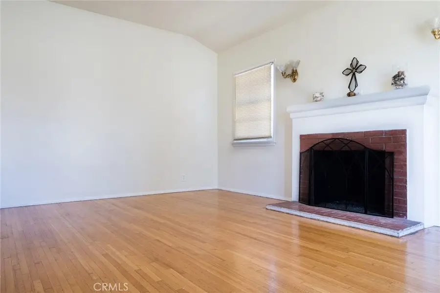 8847 Ruthelen, Los Angeles, CA 90047 - #2
