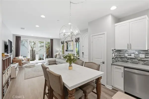5573 Palm Drive, Hawthorne, CA 90250