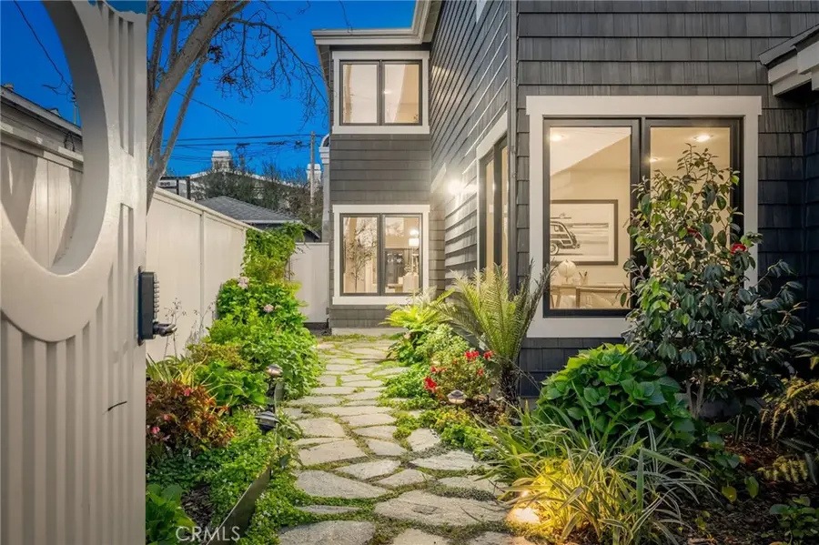 1704 N Poinsettia, Manhattan Beach, CA 90266 - #3