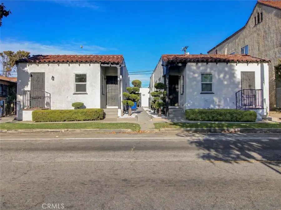 6428 S Van Ness, Los Angeles, CA 90047 - #2