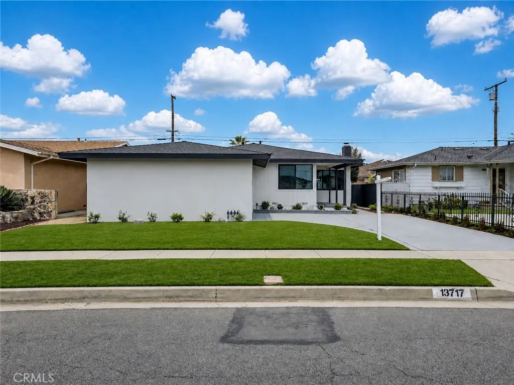 13737 Casimir Ave, Gardena, CA 90249 - #1