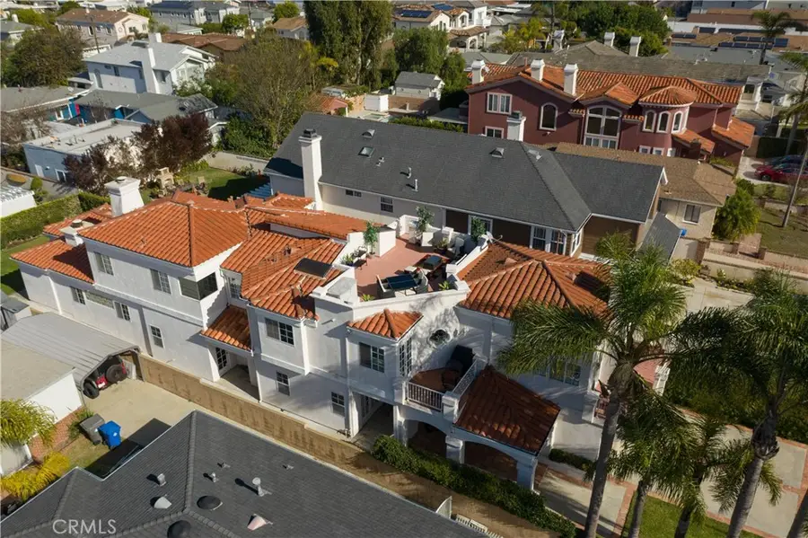 1021 Avenue D, Redondo Beach, CA 90277 - #2