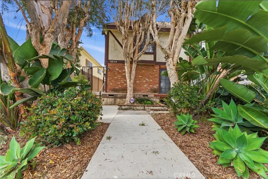 1834 11th Street #2, Santa Monica, CA 90404 - #2