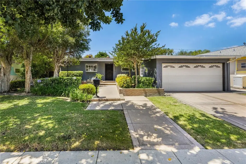 2635 Gondar Avenue, Long Beach, CA 90815 - #1