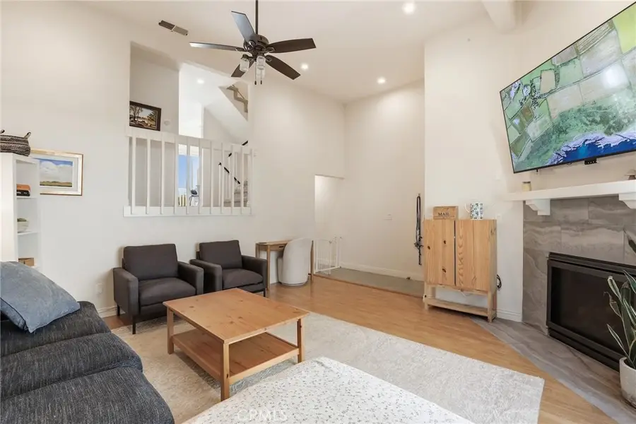 609 Meyer Lane #11, Redondo Beach, CA 90278 - #3