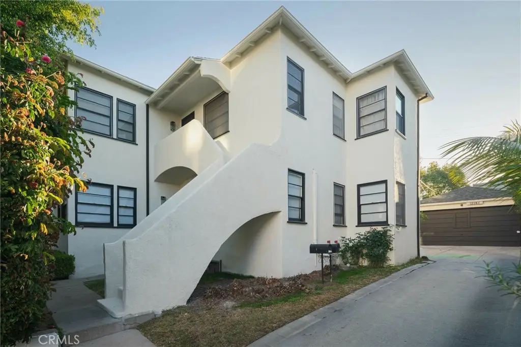 1228 S Dunsmuir, Los Angeles, CA 90019 - #1