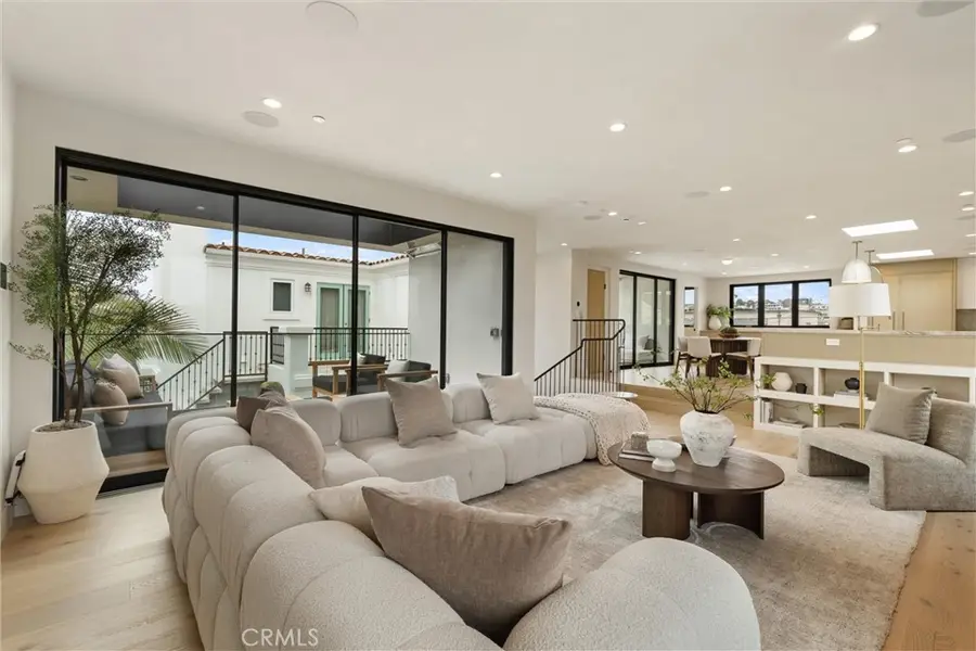 409 Crest Drive, Manhattan Beach, CA 90266 - #3