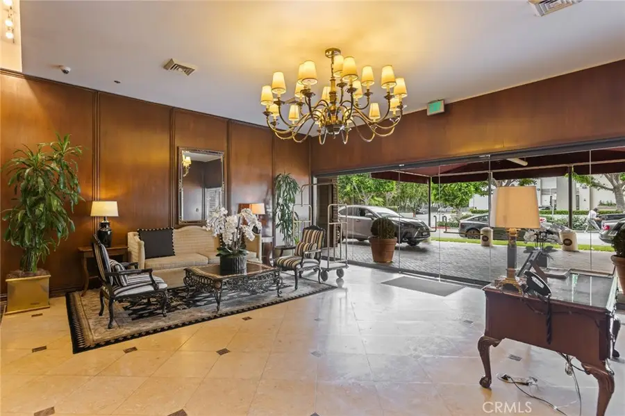 10550 Wilshire Boulevard #302, Los Angeles, CA 90024 - #3