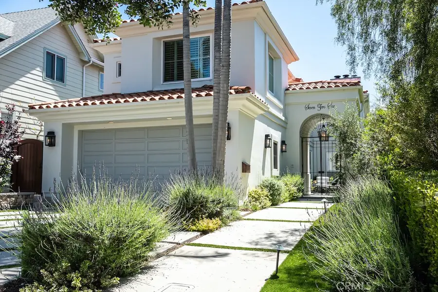 706 Avenue B, Redondo Beach, CA 90277 - #2