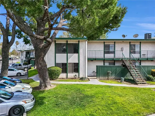 1735 E Washington Street #B28, Colton, CA 92324