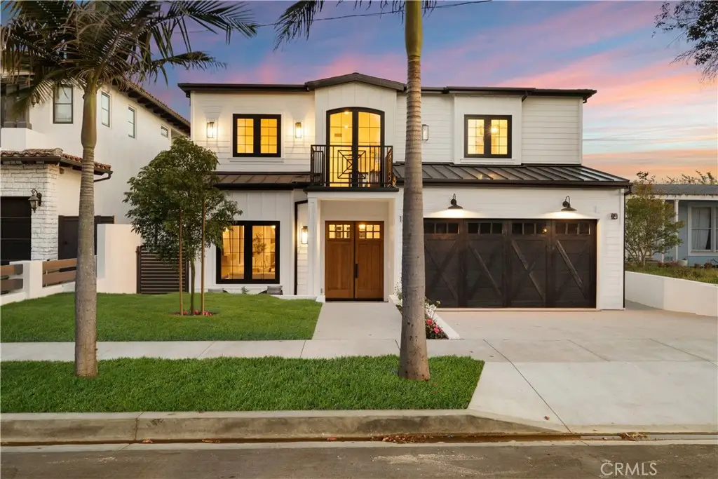 1346 Gates Ave., Manhattan Beach, CA 90266 - #1