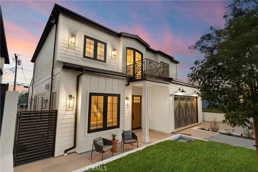 1346 Gates Ave., Manhattan Beach, CA 90266 - #2
