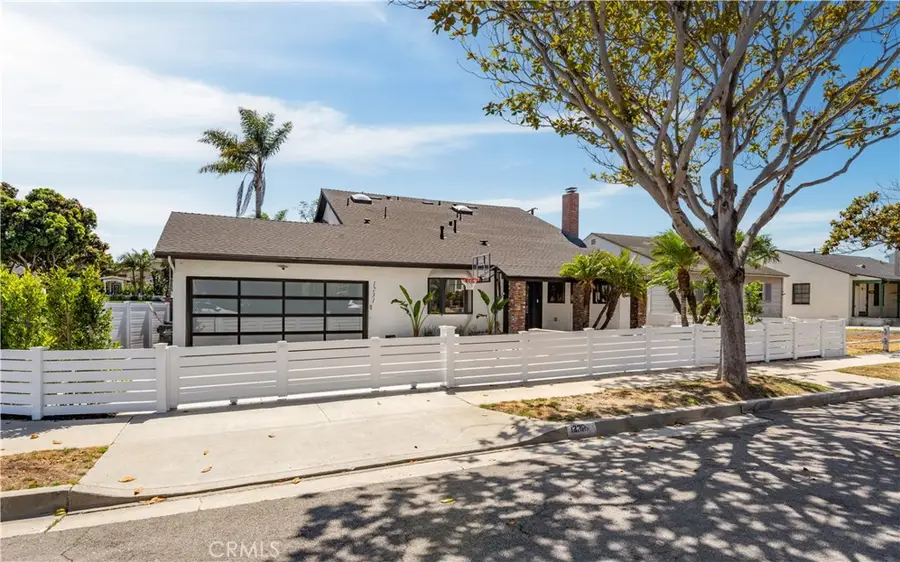 1231 South Irena Ave, Redondo Beach, CA 90277 - #3