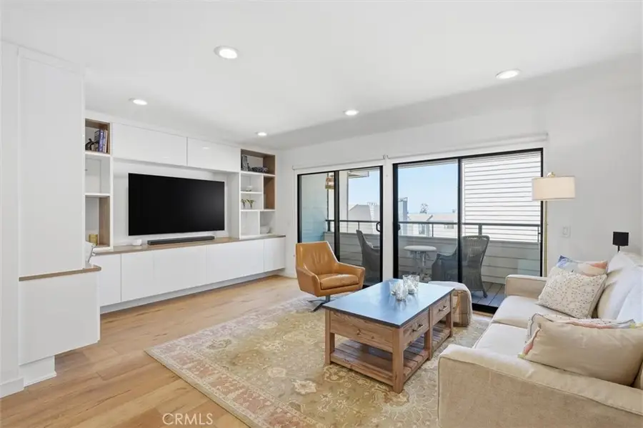 439 Camino De Las Colinas, Redondo Beach, CA 90277 - #3