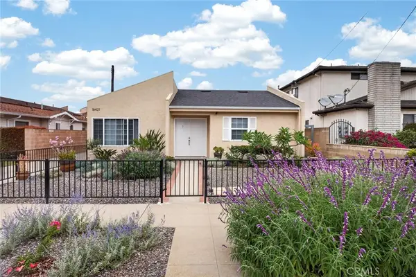 16421 S Manhattan Place, Gardena, CA 90247