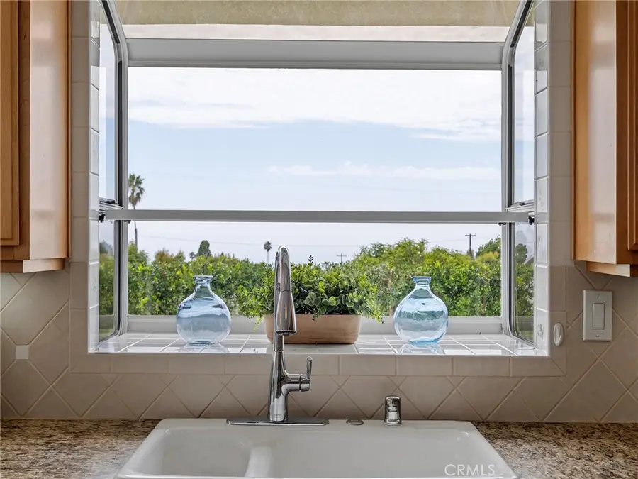 28503 Trailriders, Rancho Palos Verdes, CA 90275 - #2